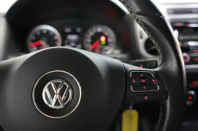 Volkswagen Tiguan view 13