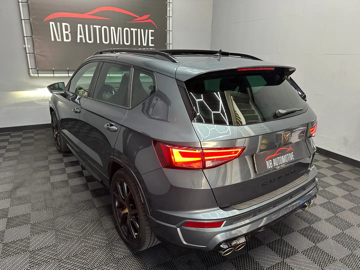 CUPRA Ateca 2.0 TSI 4DRIVE CUPRA SEATS PANO Grau - 2