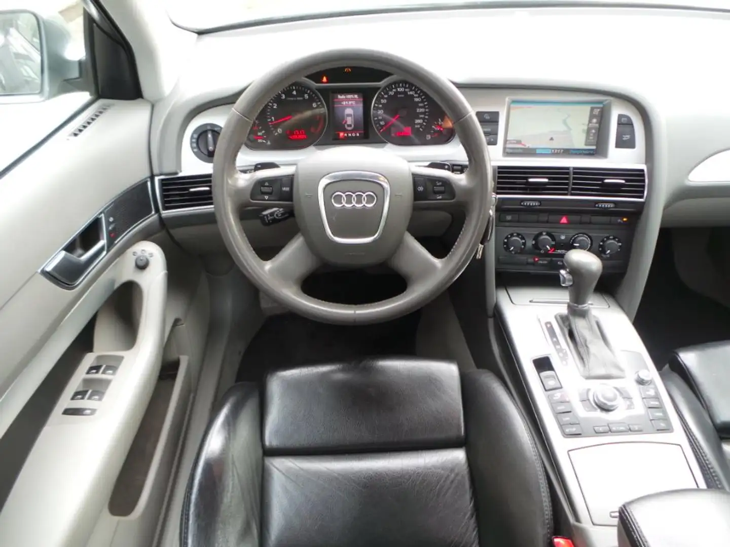 Audi A6 Limousine 2.0 TFSI Pro Line Business ( AUTOMAAT + Grey - 2