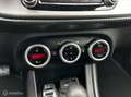 Alfa Romeo Giulietta 1.4 T Sprint Aut. Navi Schaalstoelen Trekhk Uniek! Negru - thumbnail 10