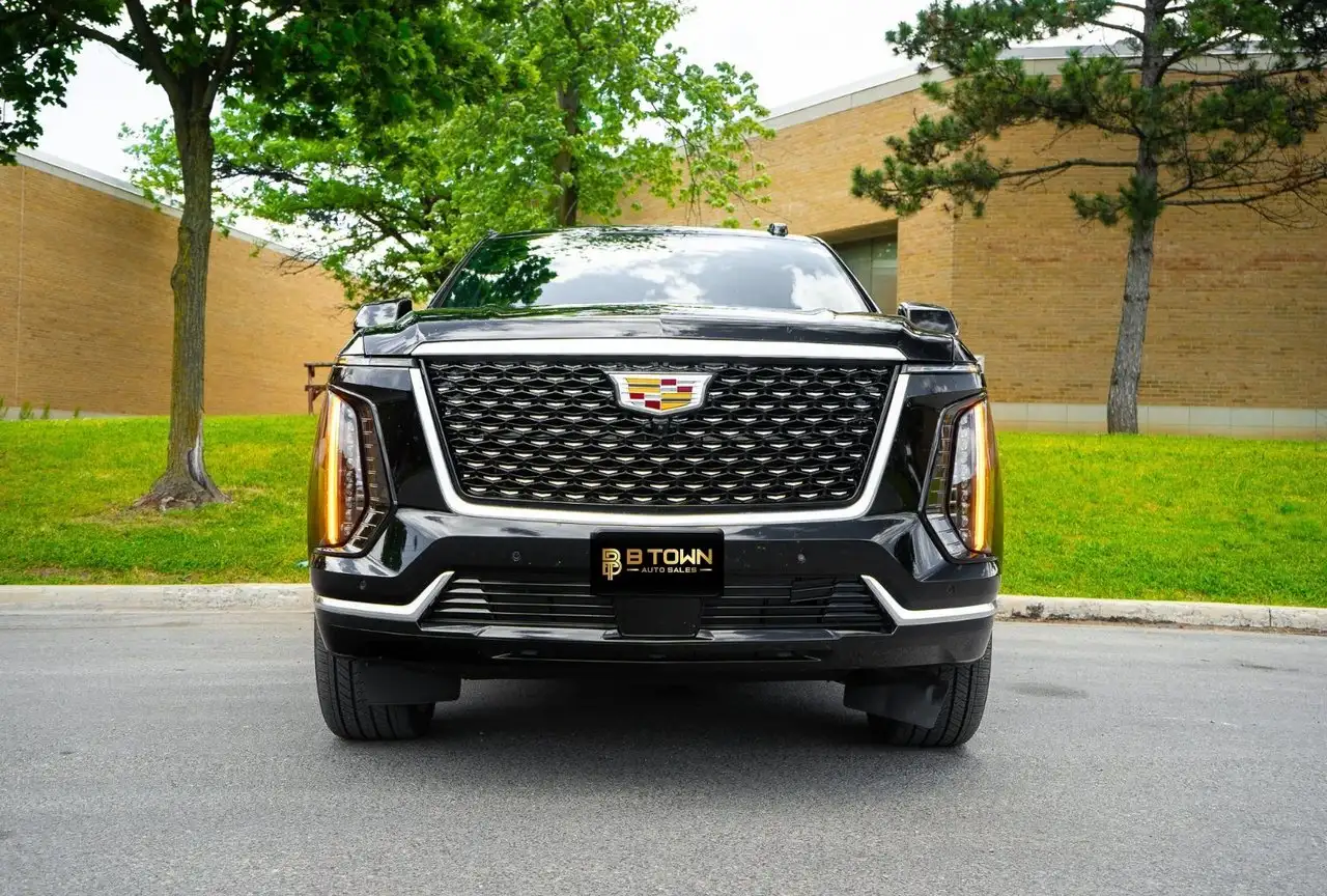 Cadillac Escalade снимка Cadillac Escalade