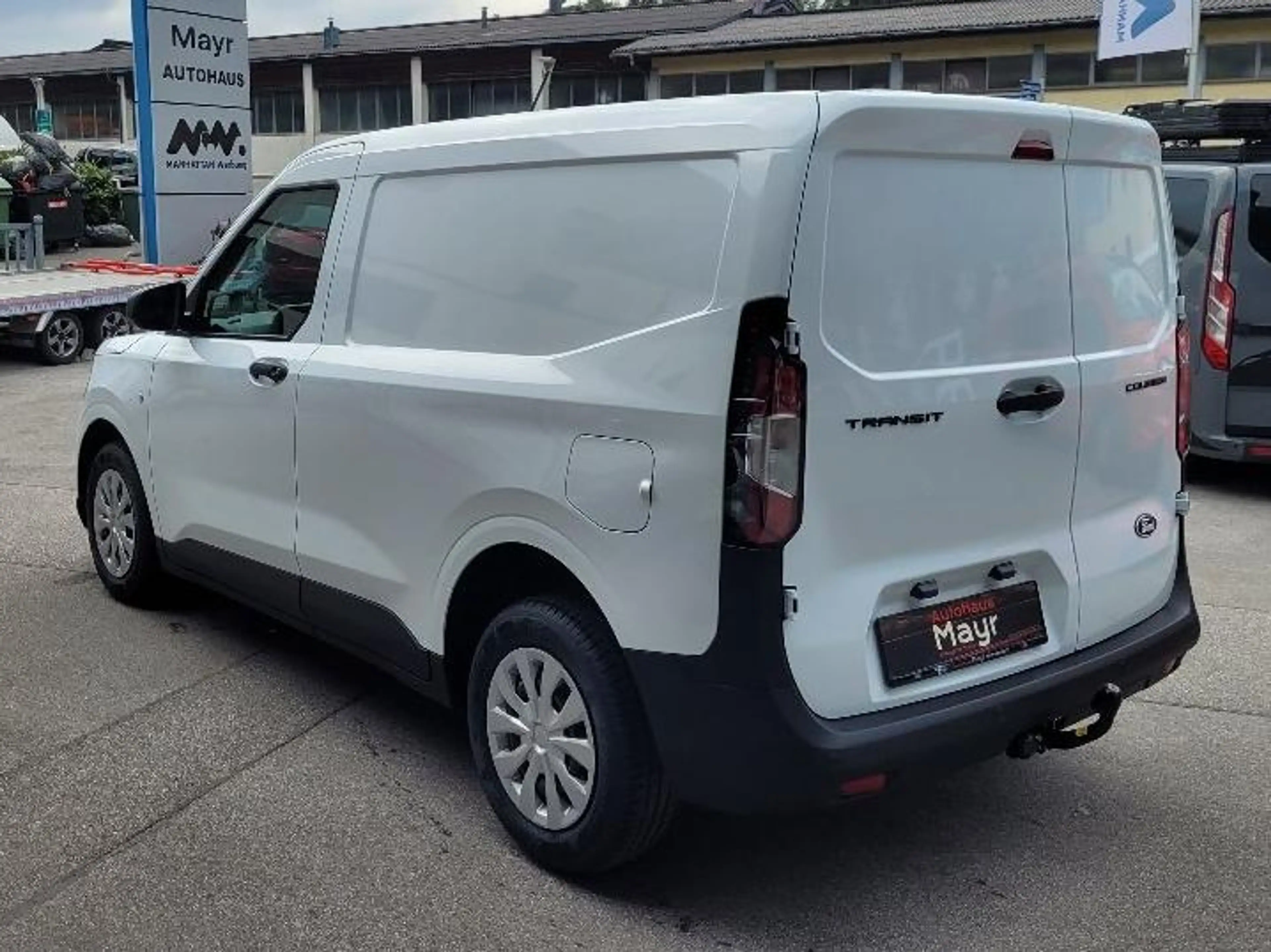 Ford Transit Courier Trend — photo 3