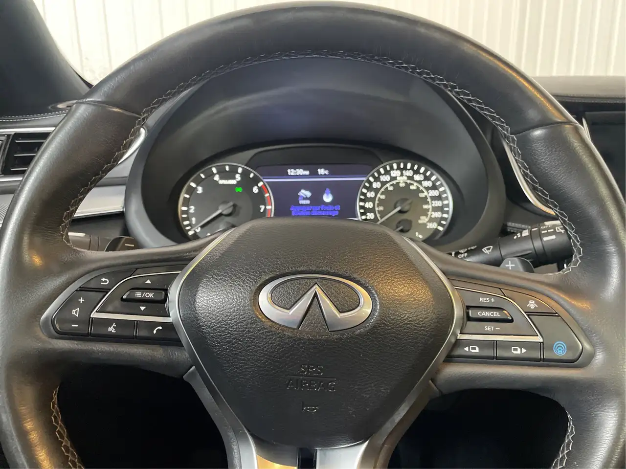 Infiniti QX50 снимка Infiniti QX50