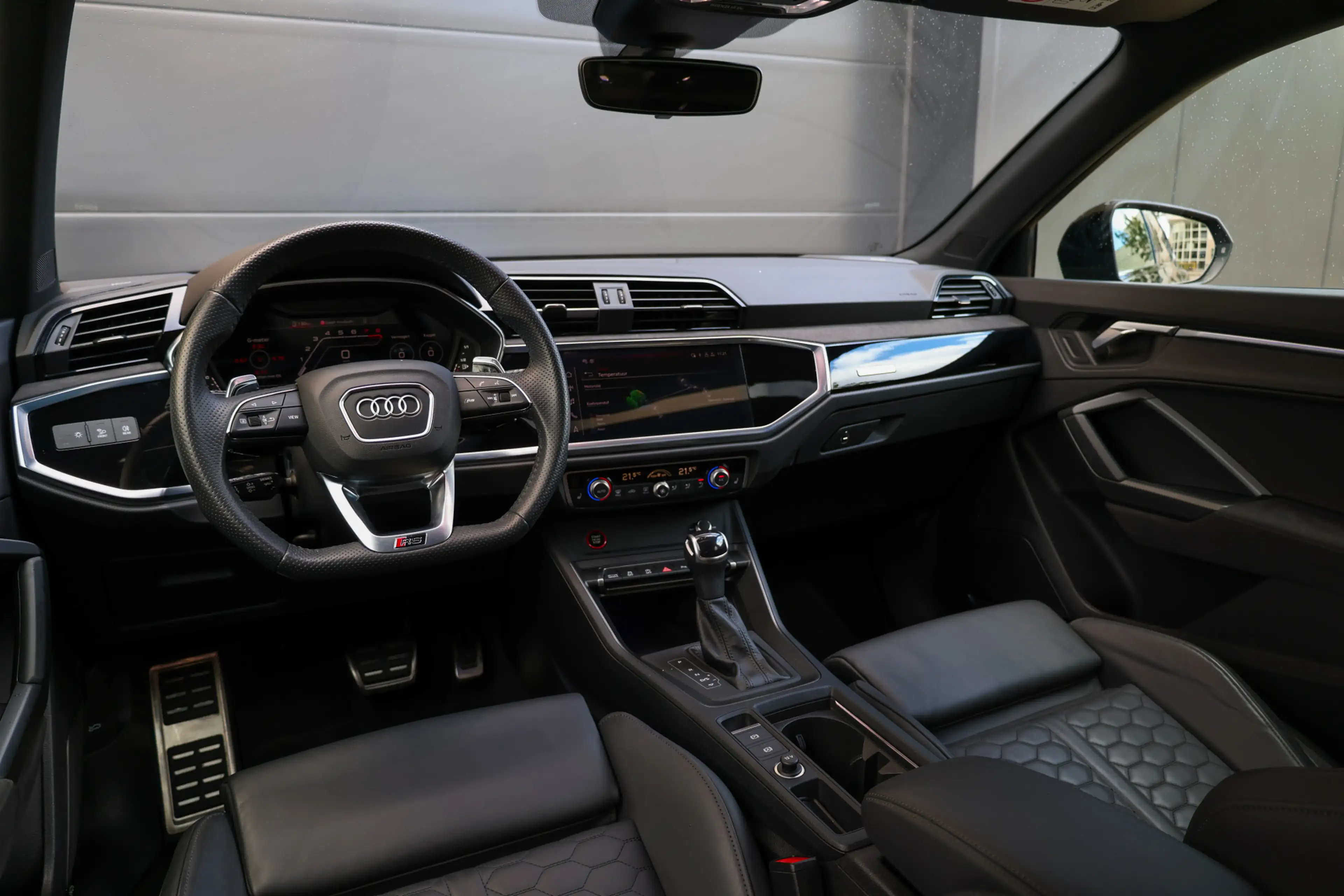 Audi RS Q3 RSQ3 Sportback TFSI | NAP! | PANO | SONOS | RS-SEA — photo 4
