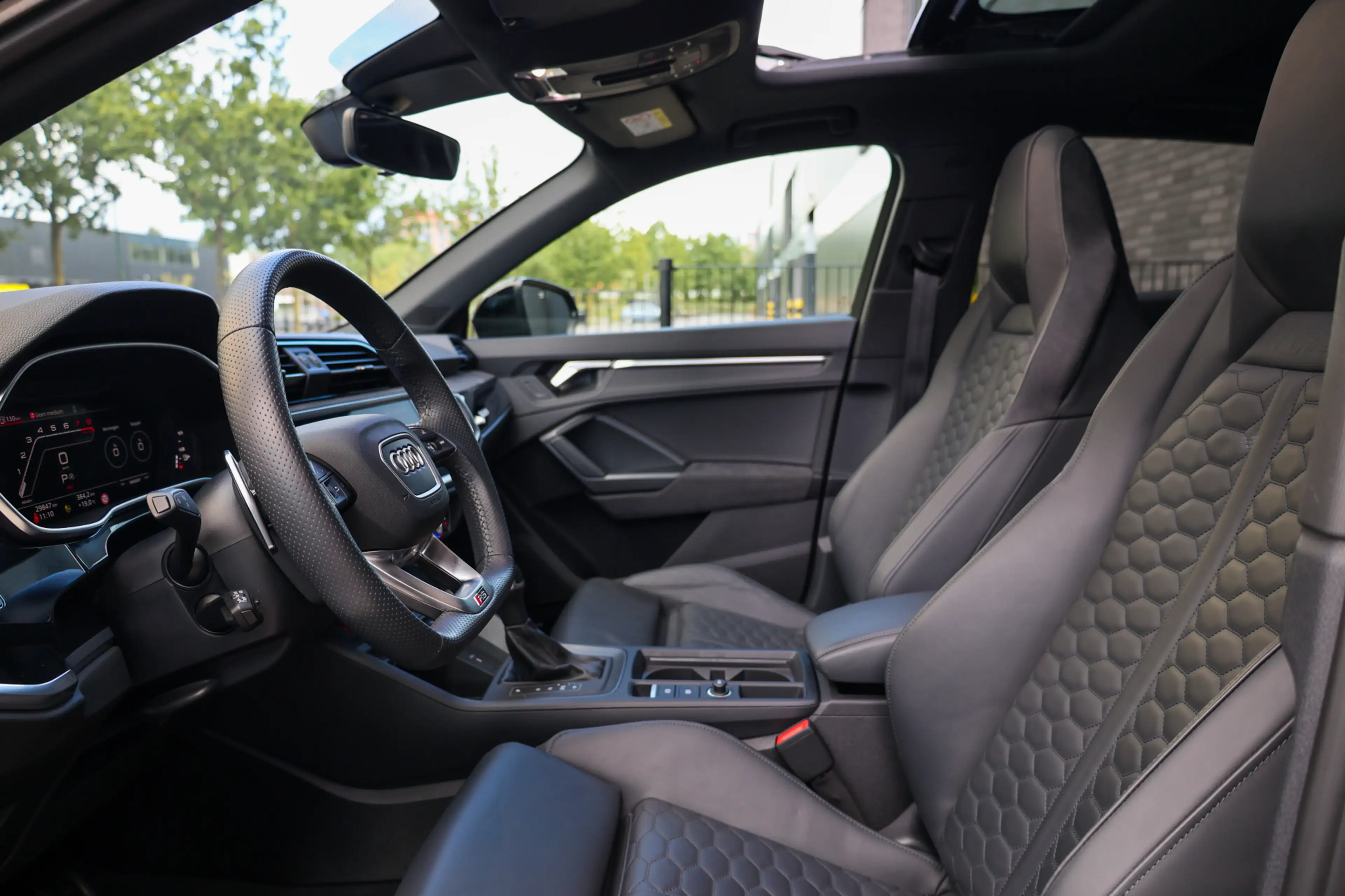 Audi RS Q3 RSQ3 Sportback TFSI | NAP! | PANO | SONOS | RS-SEA — photo 11