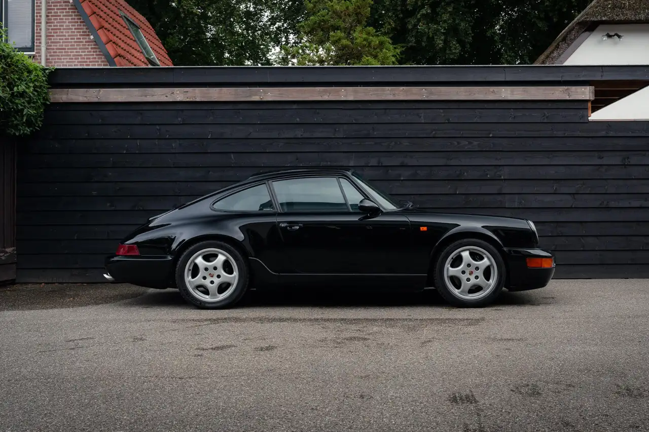 Porsche 964 3.6 Coupé - Porsche Onderhouden - C2 - Handbak, foto 8
