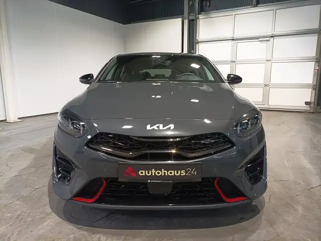 Kia Proceed view 2
