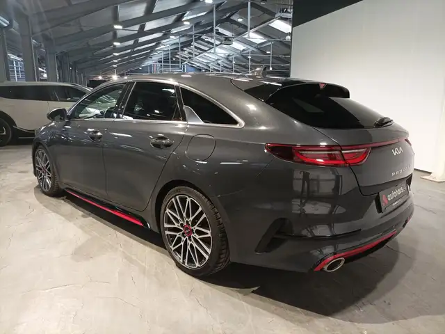 Kia Proceed view 4