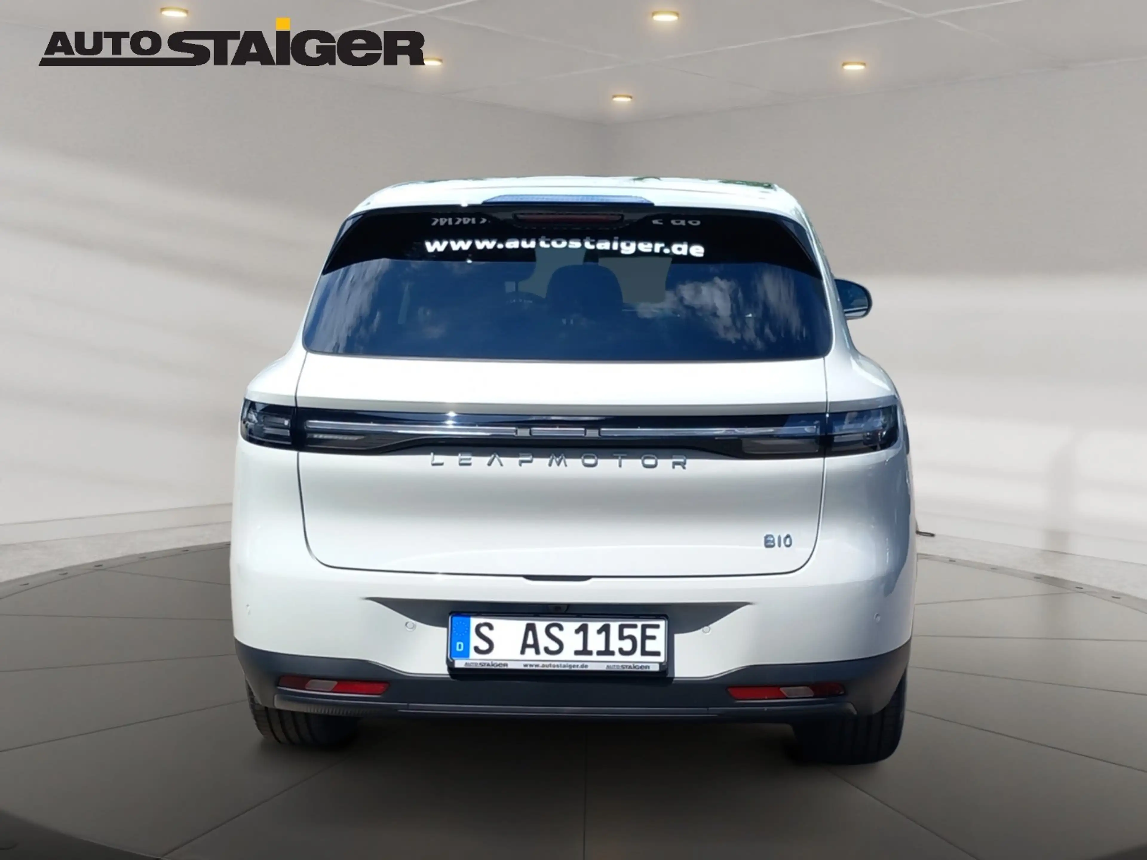 Leapmotor B10 1.5 18 W EV Design Top Ausstattung, Leder — photo 8