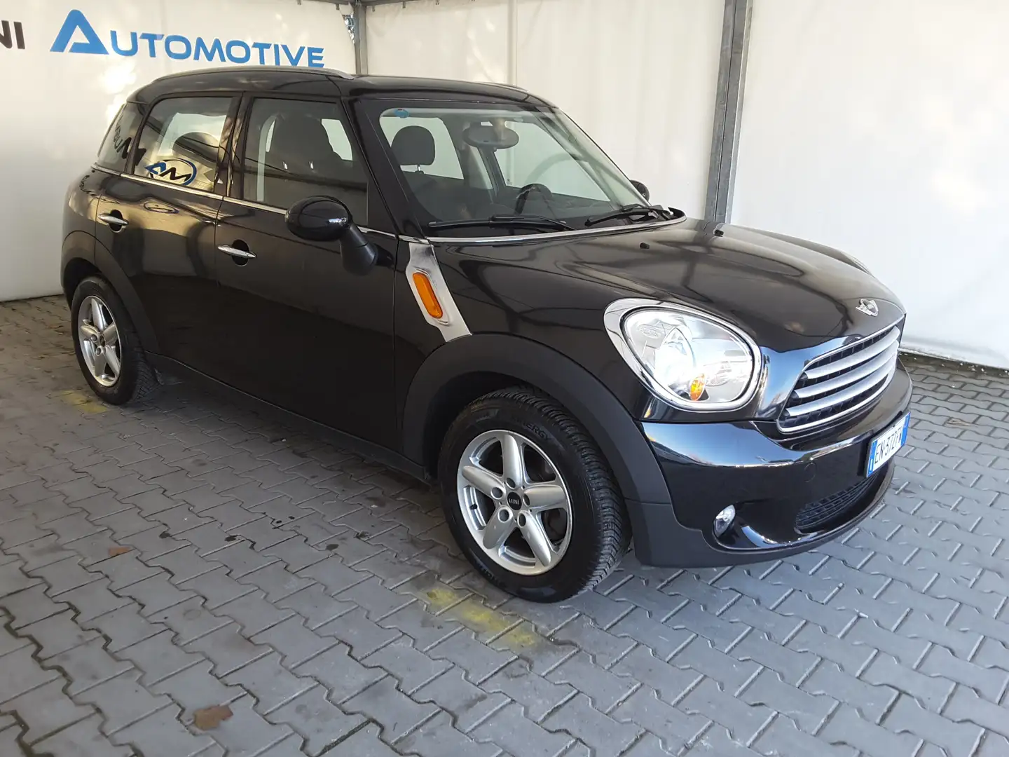 MINI Cooper D Countryman 2.0 Cooper D 112cv Automatica Nero - 2