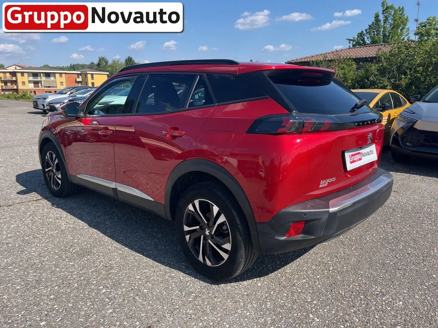 Peugeot 2008 PureTech 100 S&S Allure Rouge - 2