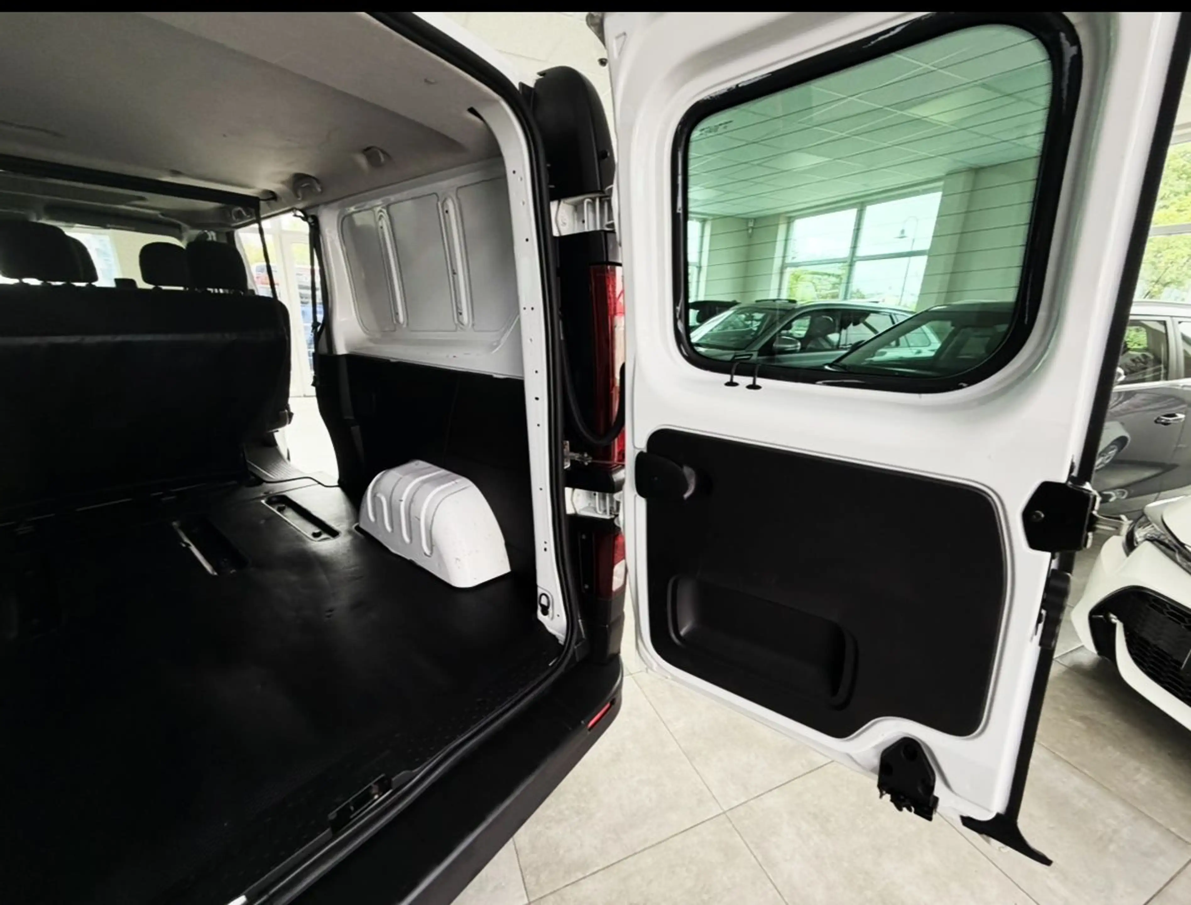 Fiat Talento L2H1/6-Sitzer — photo 18