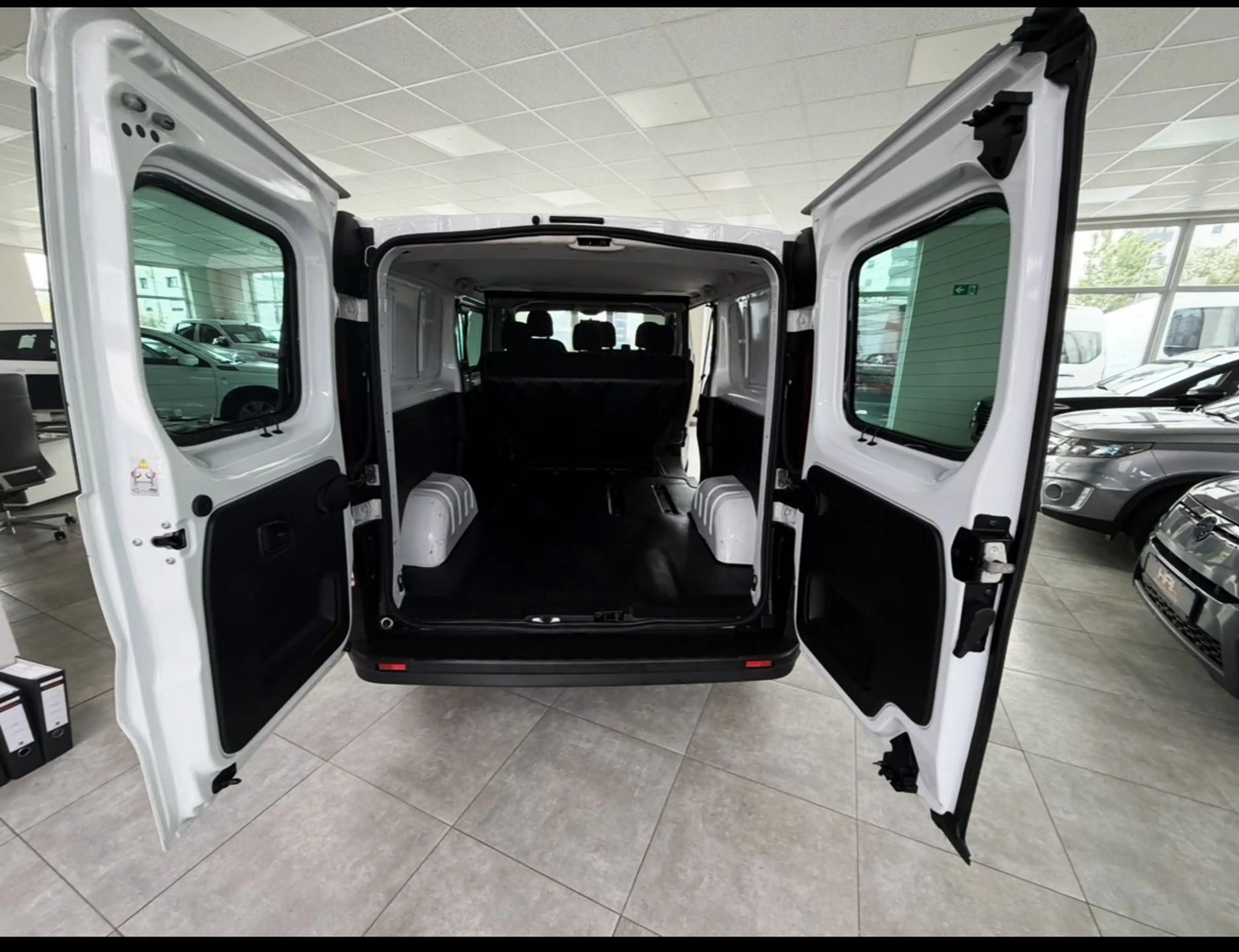 Fiat Talento L2H1/6-Sitzer — photo 16