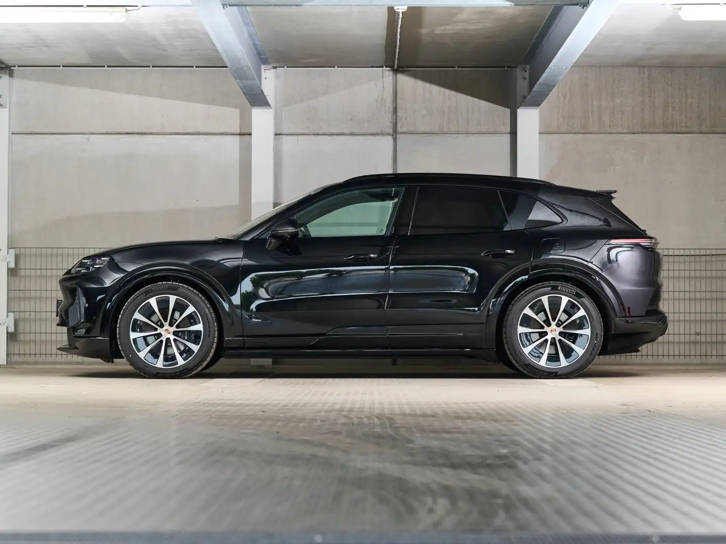 Porsche Cayenne Schwarz - 2