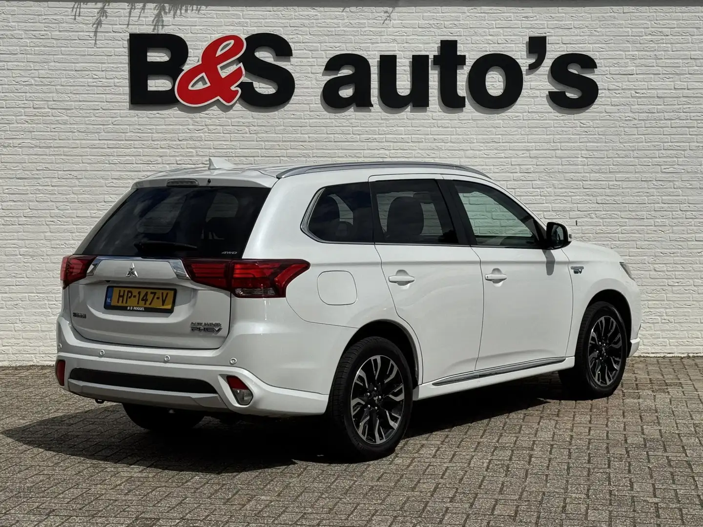 Mitsubishi Outlander 2.0 PHEV Executive Edition Camera Navigatie systee Fehér - 2