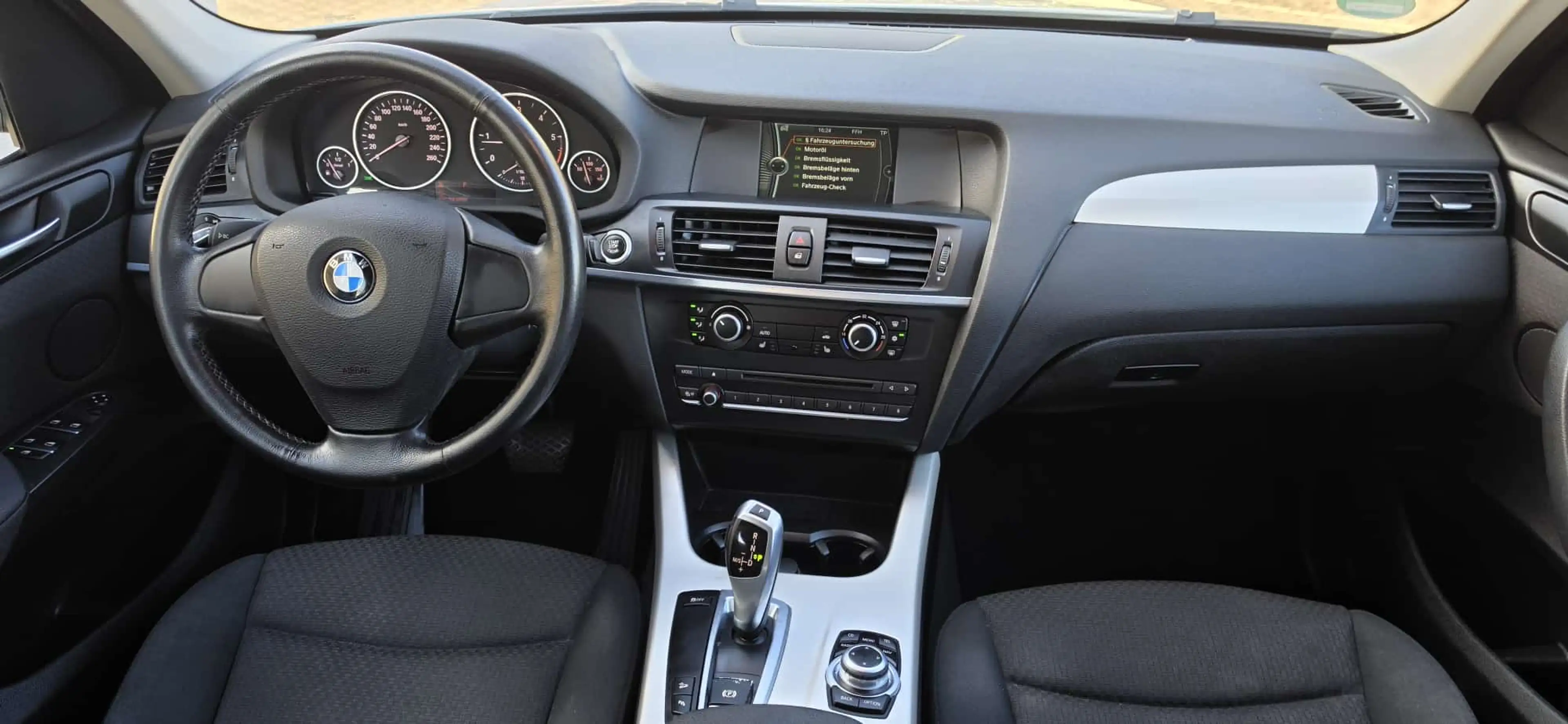 BMW X3 xDrive 20 d — photo 6