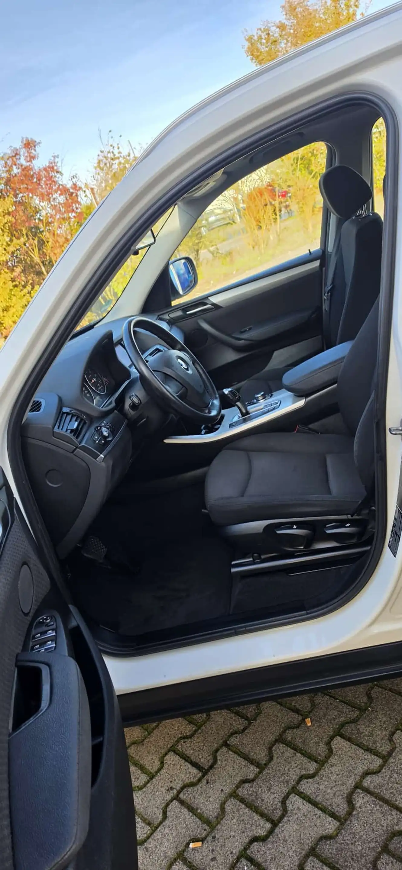 BMW X3 xDrive 20 d — photo 8