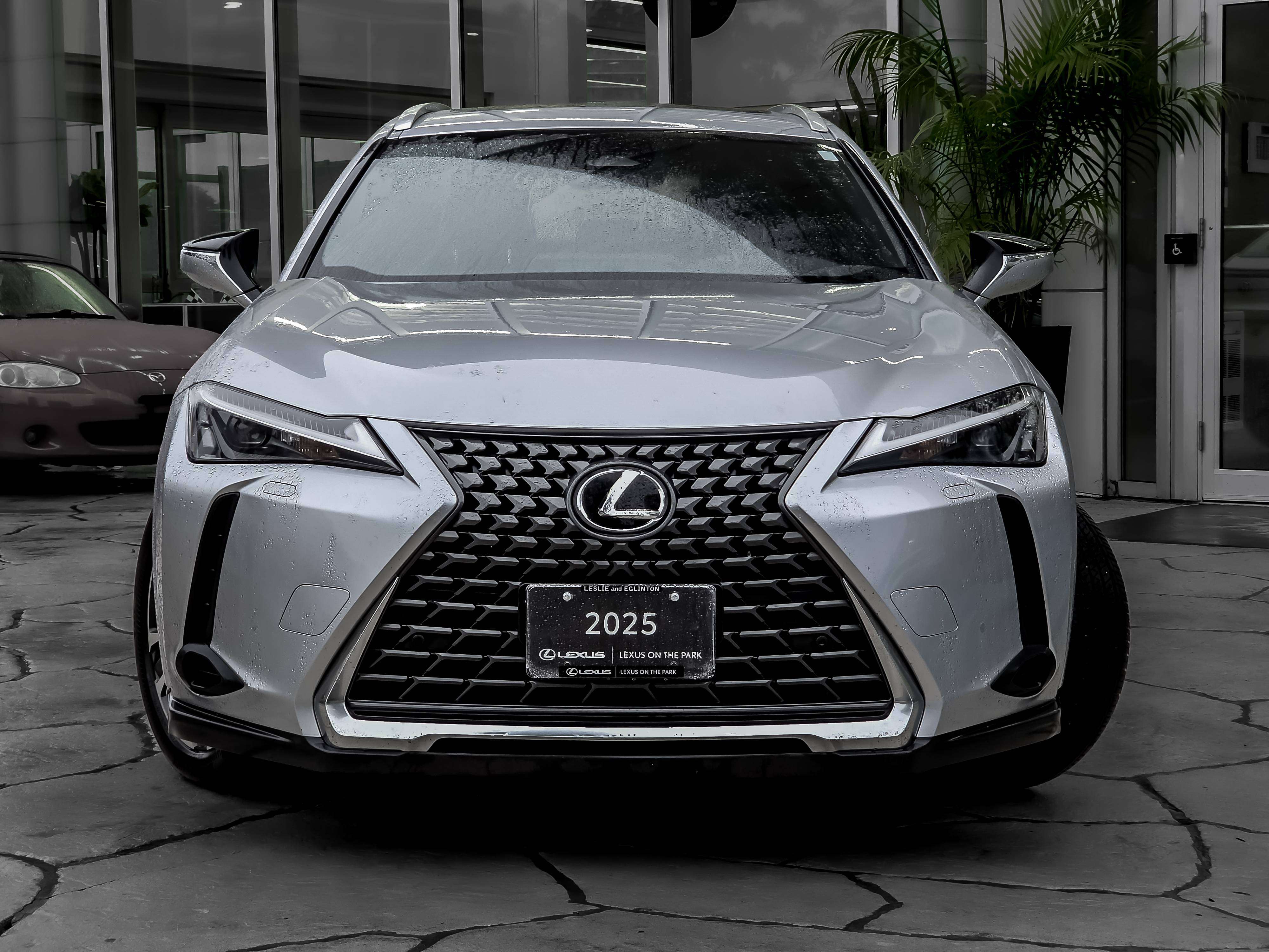 2025 Lexus UX 300H | Luxury Pkg | Lexus Certified — снимка 1