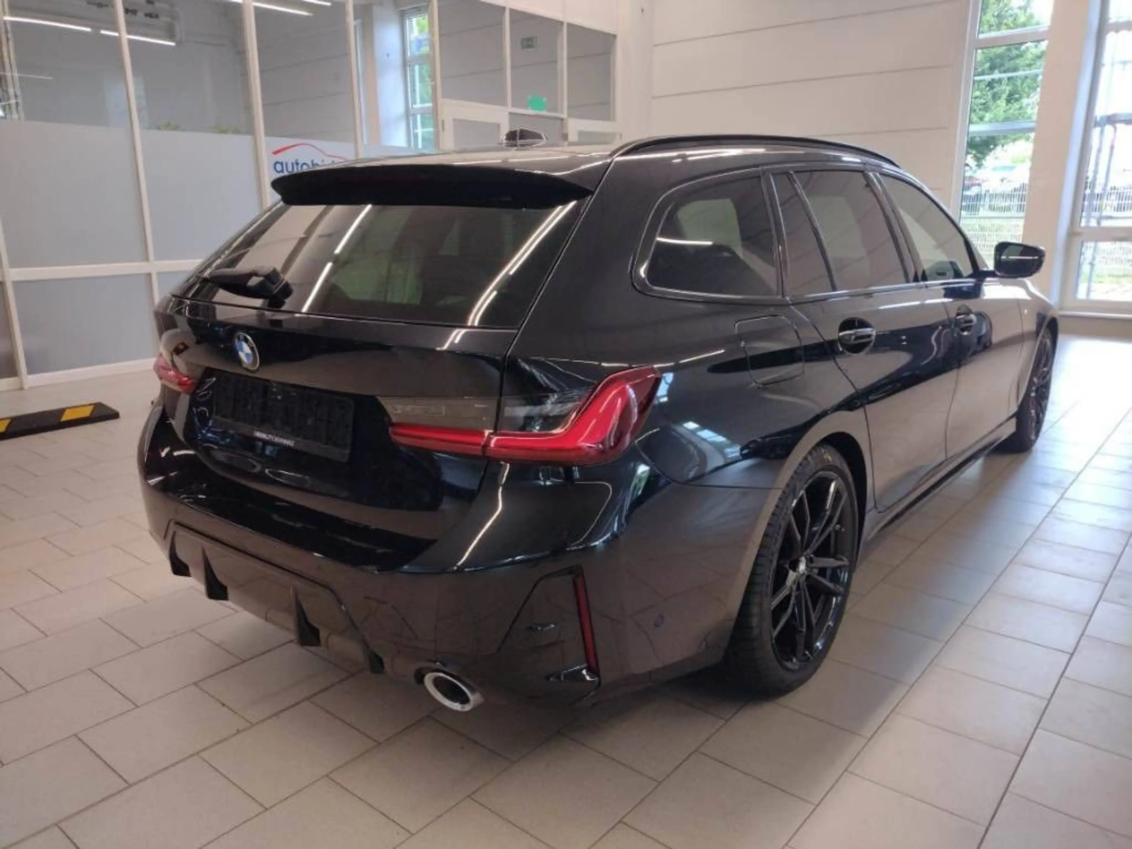 BMW 320 320 d xDrive M Sport — photo 3