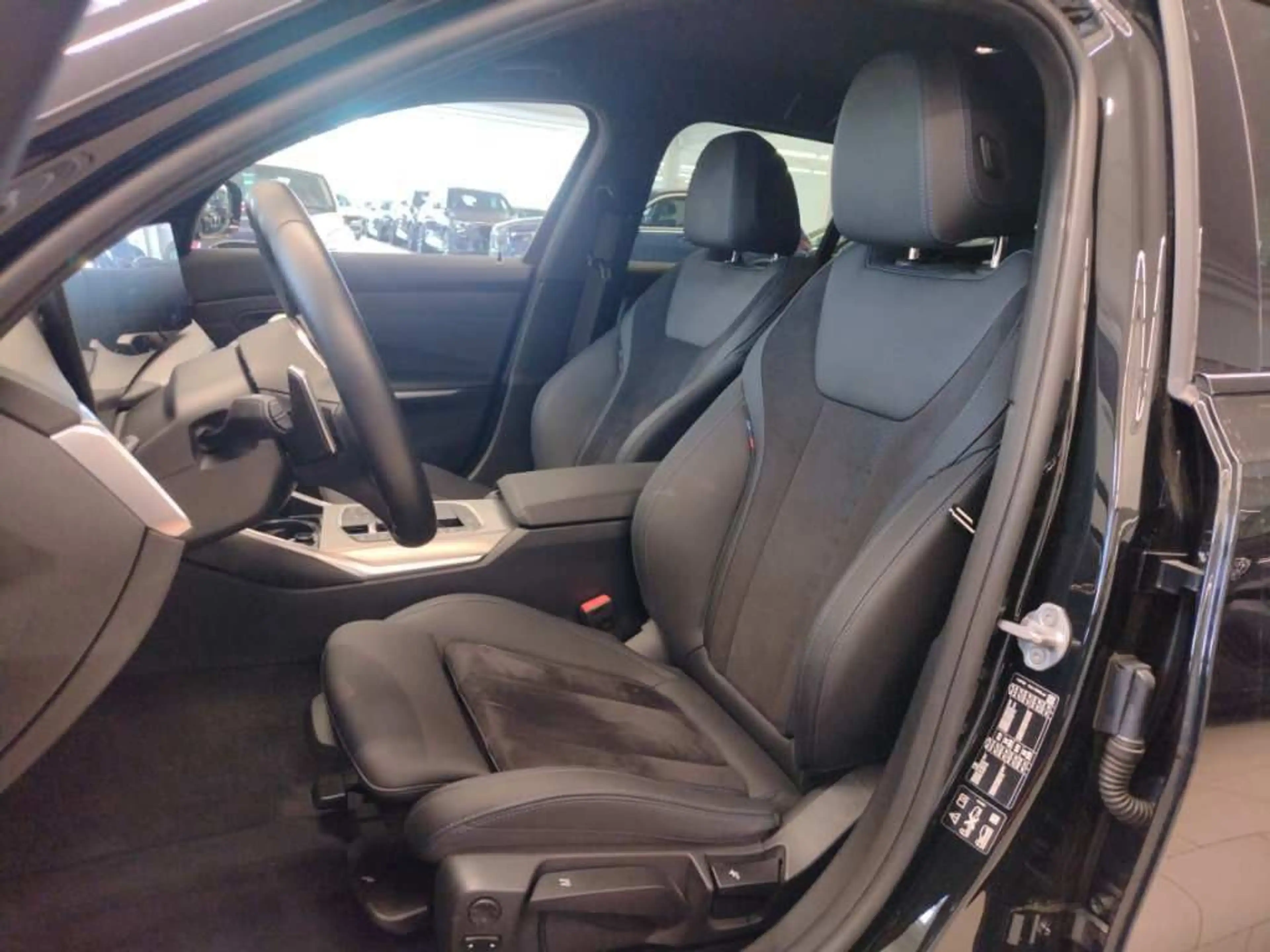 BMW 320 320 d xDrive M Sport — photo 7