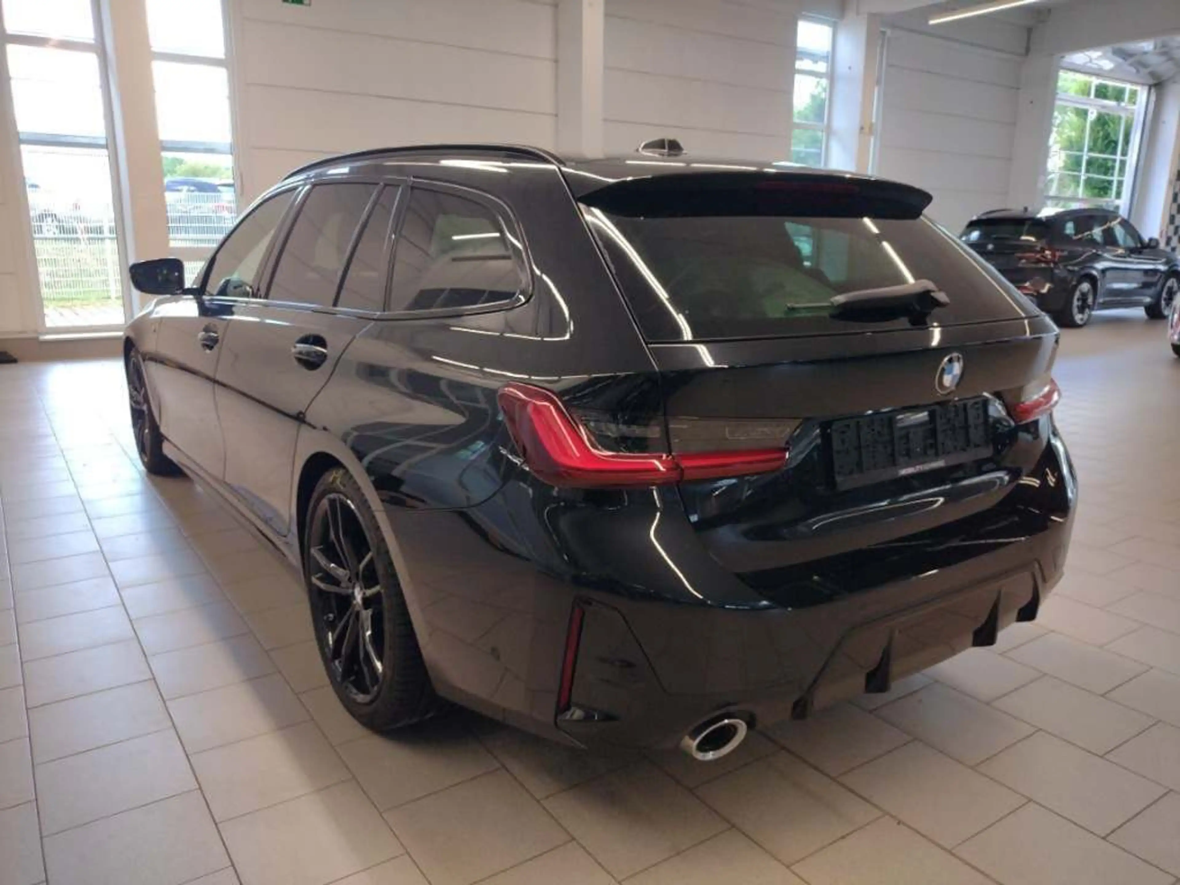 BMW 320 320 d xDrive M Sport — photo 2