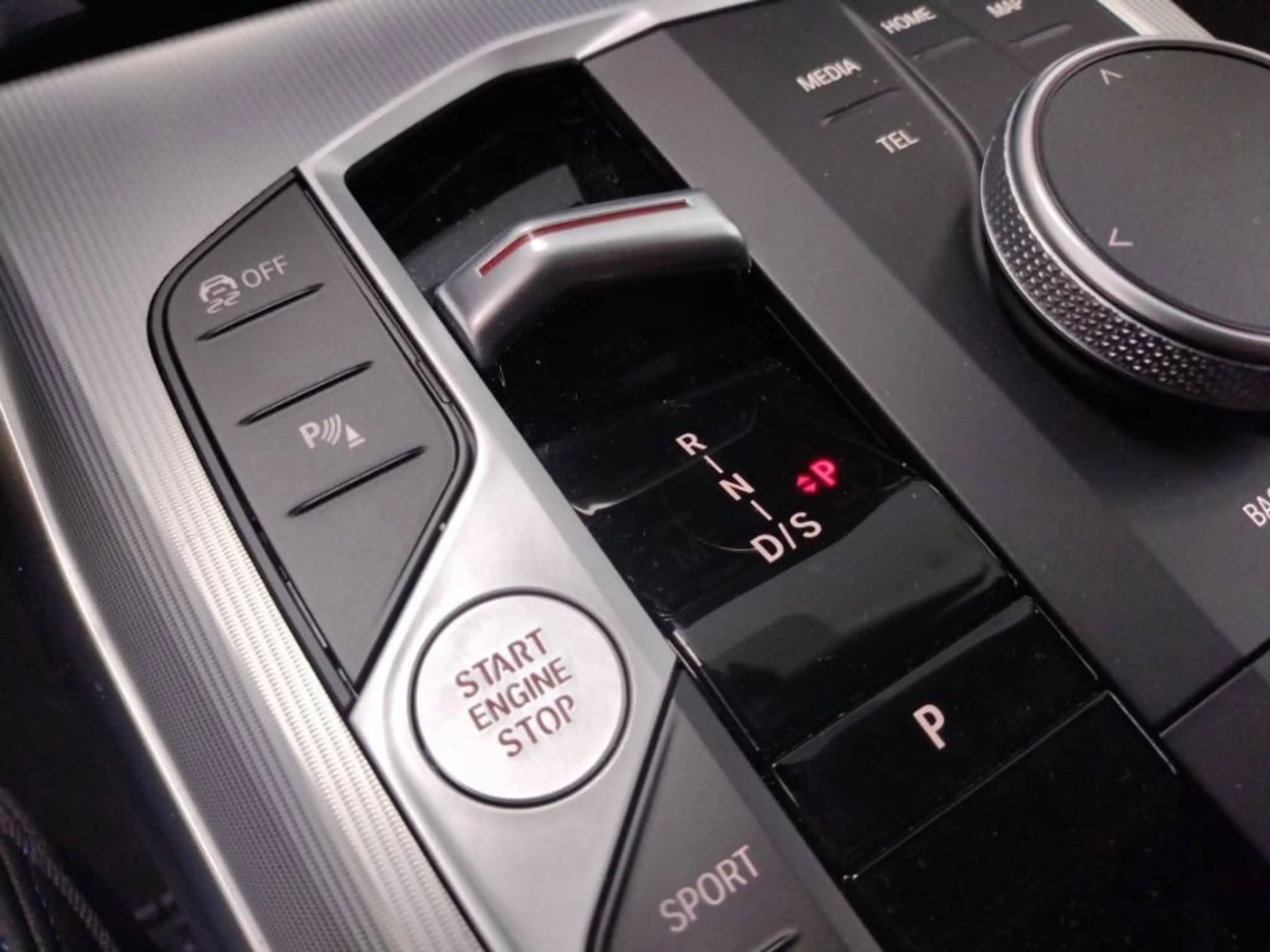 BMW 320 320 d xDrive M Sport — photo 10