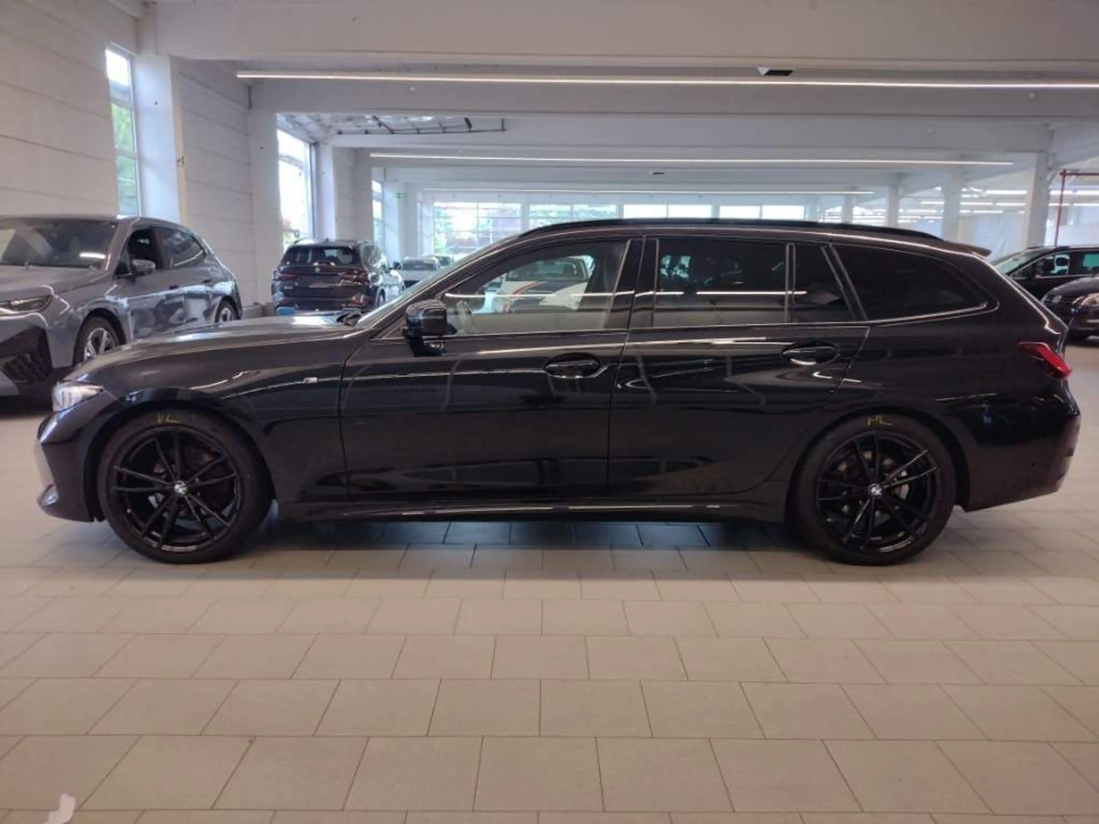 BMW 320 320 d xDrive M Sport — photo 5