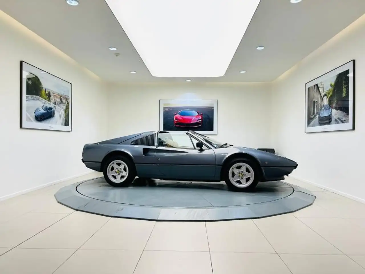 Ferrari 308 I, foto 8