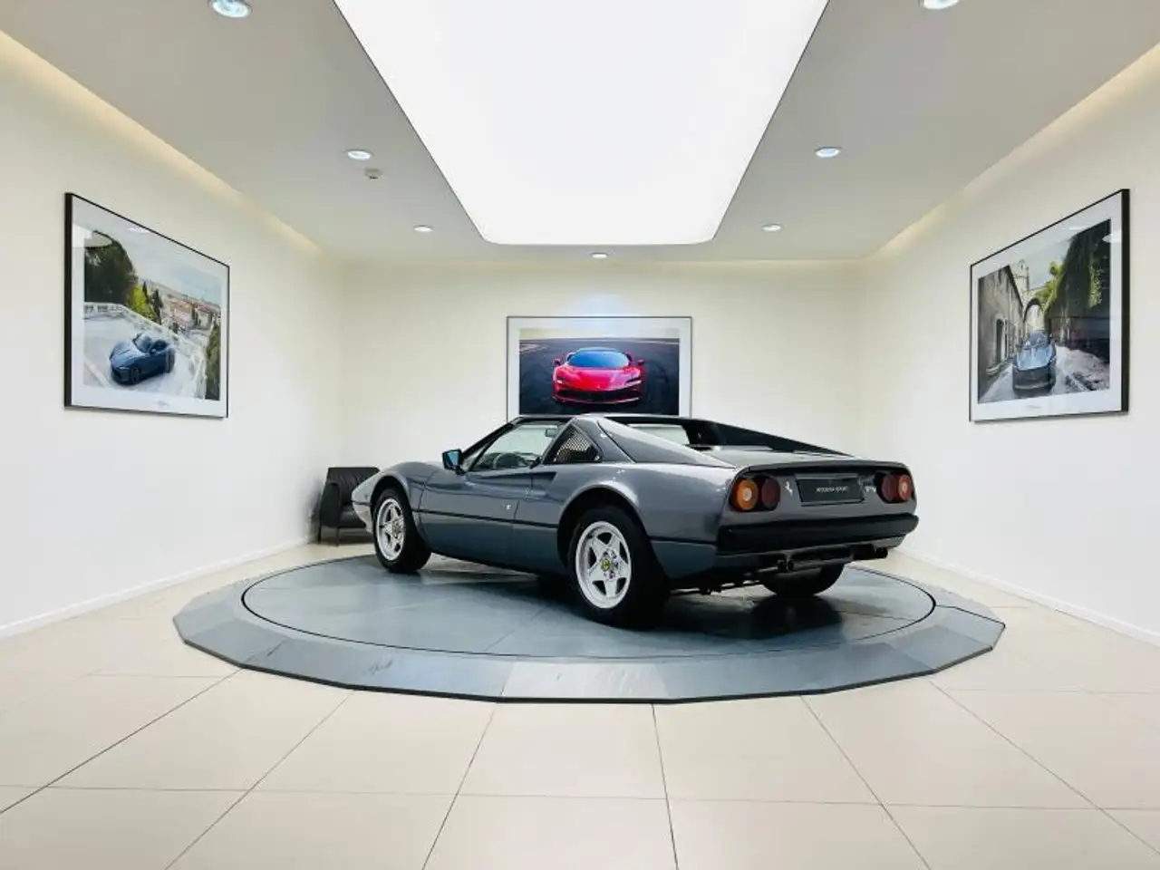 Ferrari 308 I, foto 6