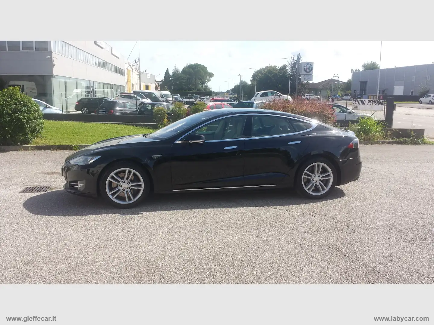 Tesla Model S 85kWh Schwarz - 1