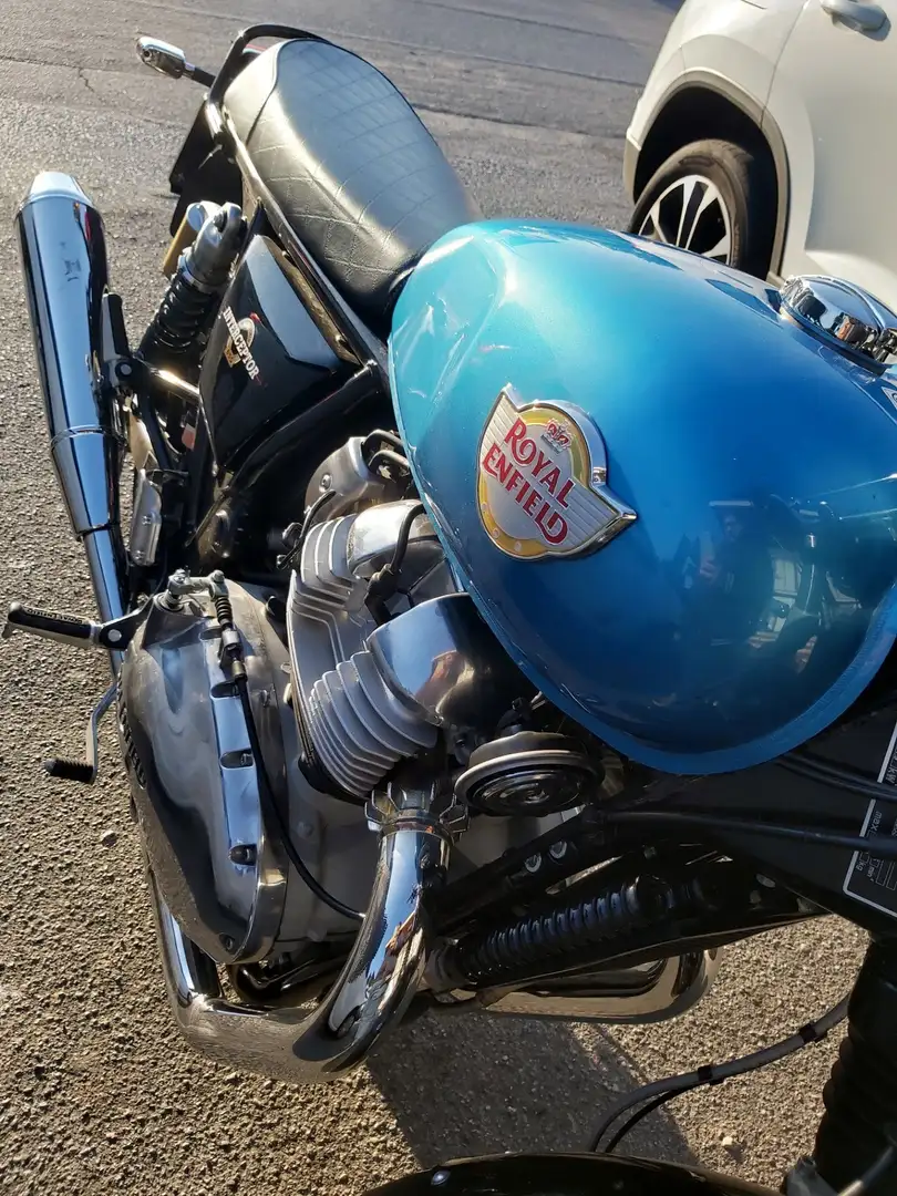 Royal Enfield Interceptor Azul - 2