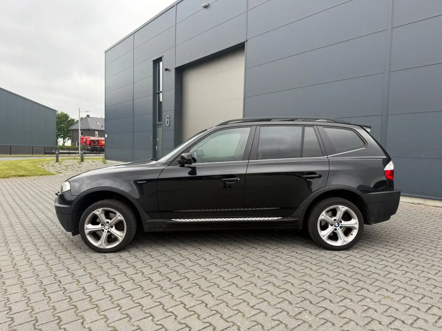 BMW 3.0i High Executive Negru - 2