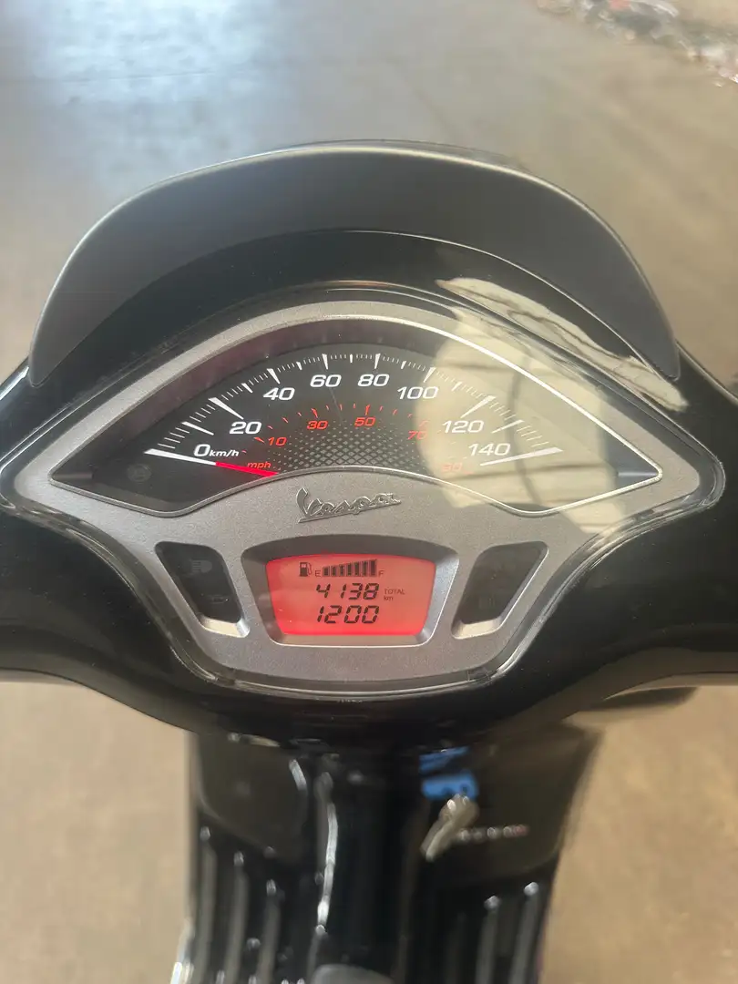 Piaggio Sprint Vespa Sprint 125 ABS Zwart - 2
