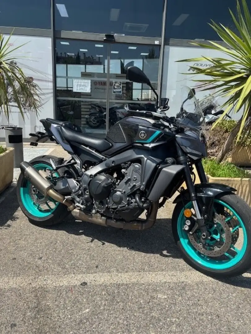 Yamaha MT-09 Gris - 1
