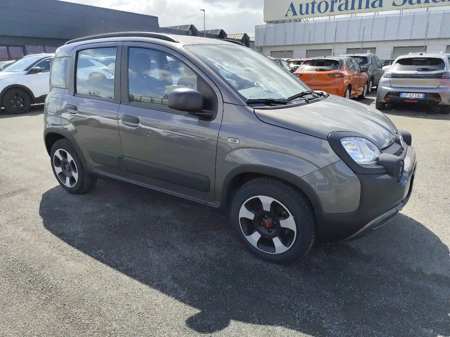 Fiat Panda 1.2 70cv CROSS Grigio - 1