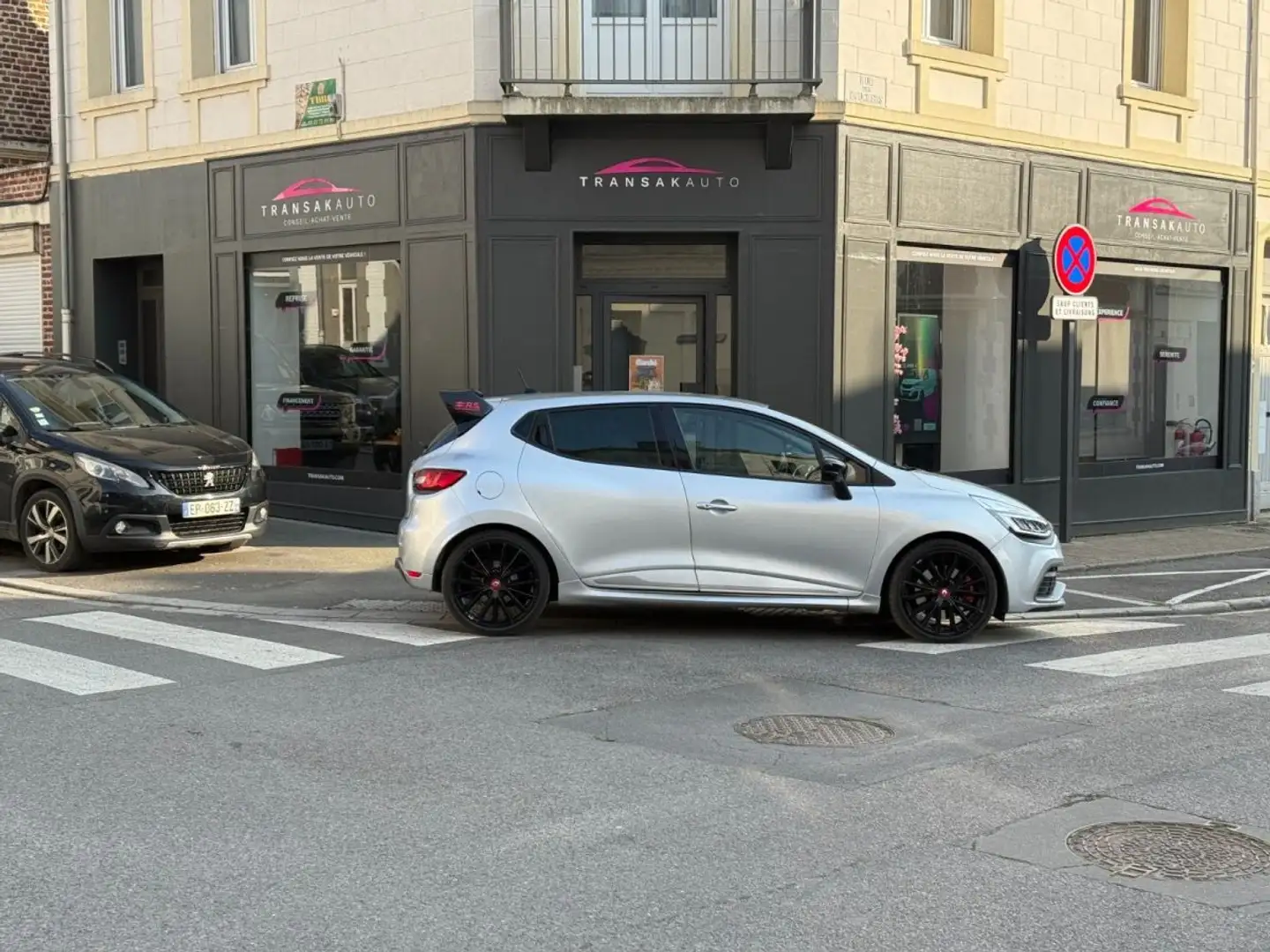 Renault Clio IV 1.6 Turbo 200 RS CUP / DEMI LIGNE Grau - 2