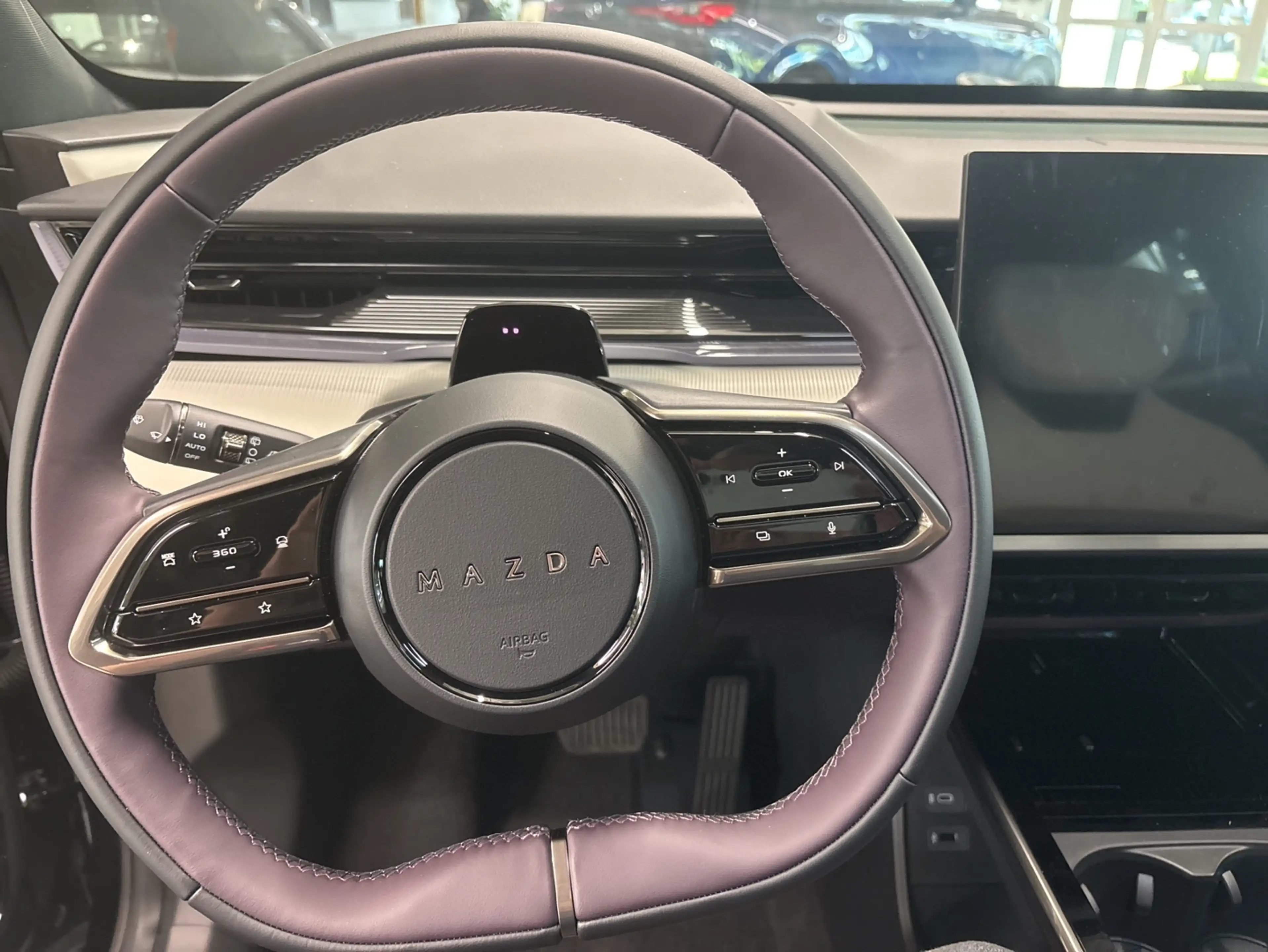 Mazda CX-6e EV Takumi Plus; Digital-Spiegel — photo 5
