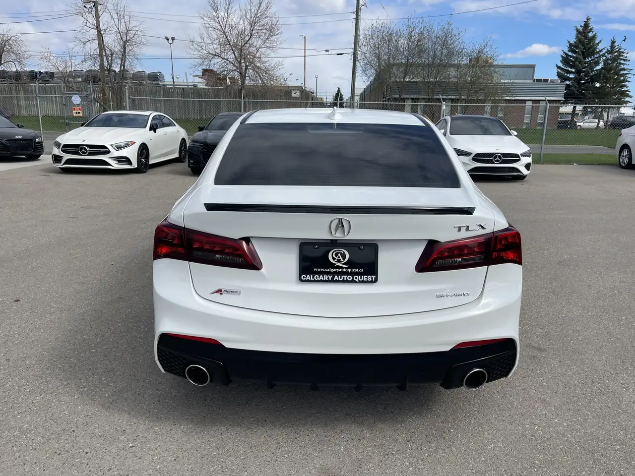 Acura TLX снимка Acura TLX