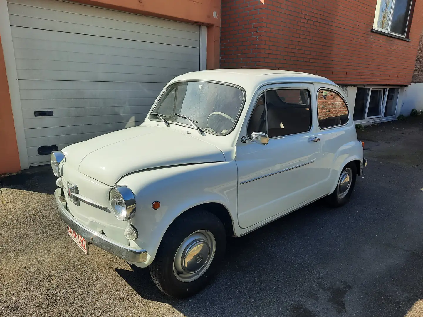 Fiat 600 Seat Alb - 1