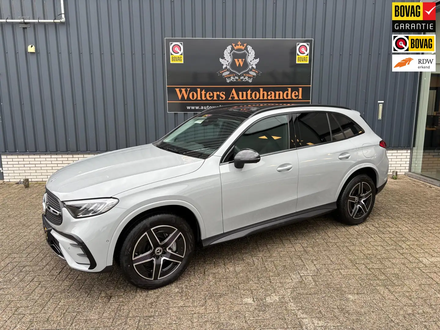 Mercedes-Benz GLC 400 400e 4MATIC AMG Line Gris - 1