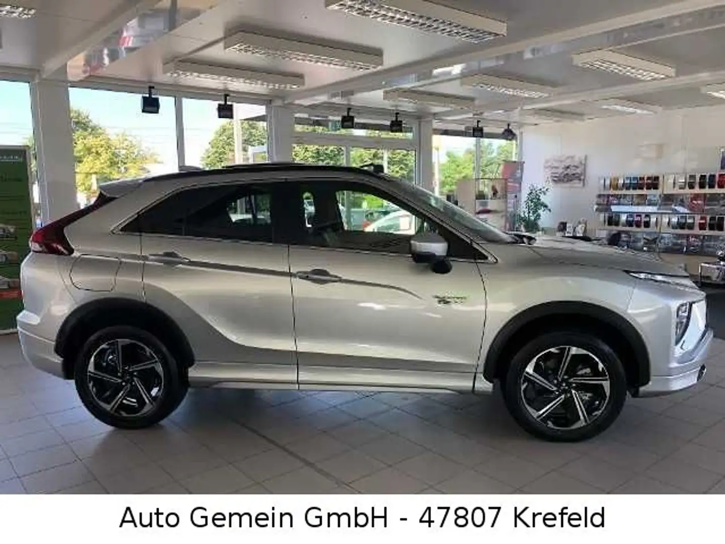 Mitsubishi Eclipse Cross PHEV TOP 2,4 mit Panoramadach Silber - 2