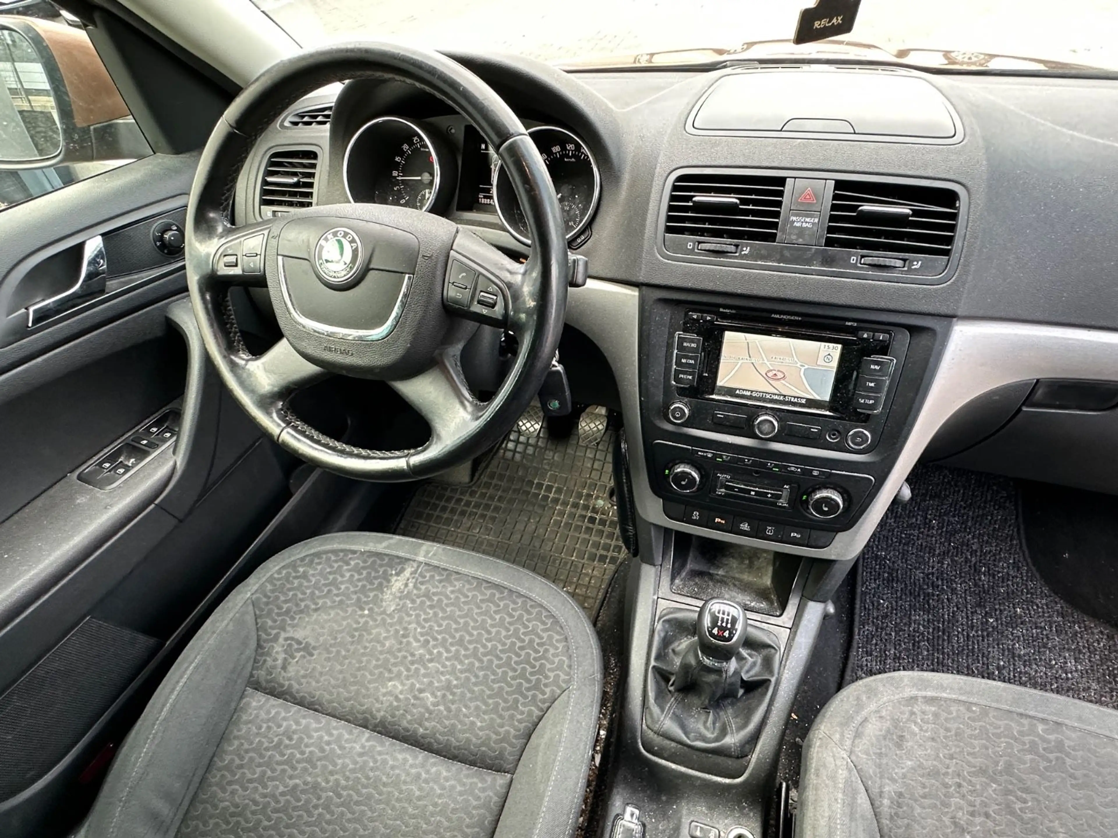 Skoda Yeti Plus Edition 4x4*Klima*Temp*Navi*Xenon — photo 24