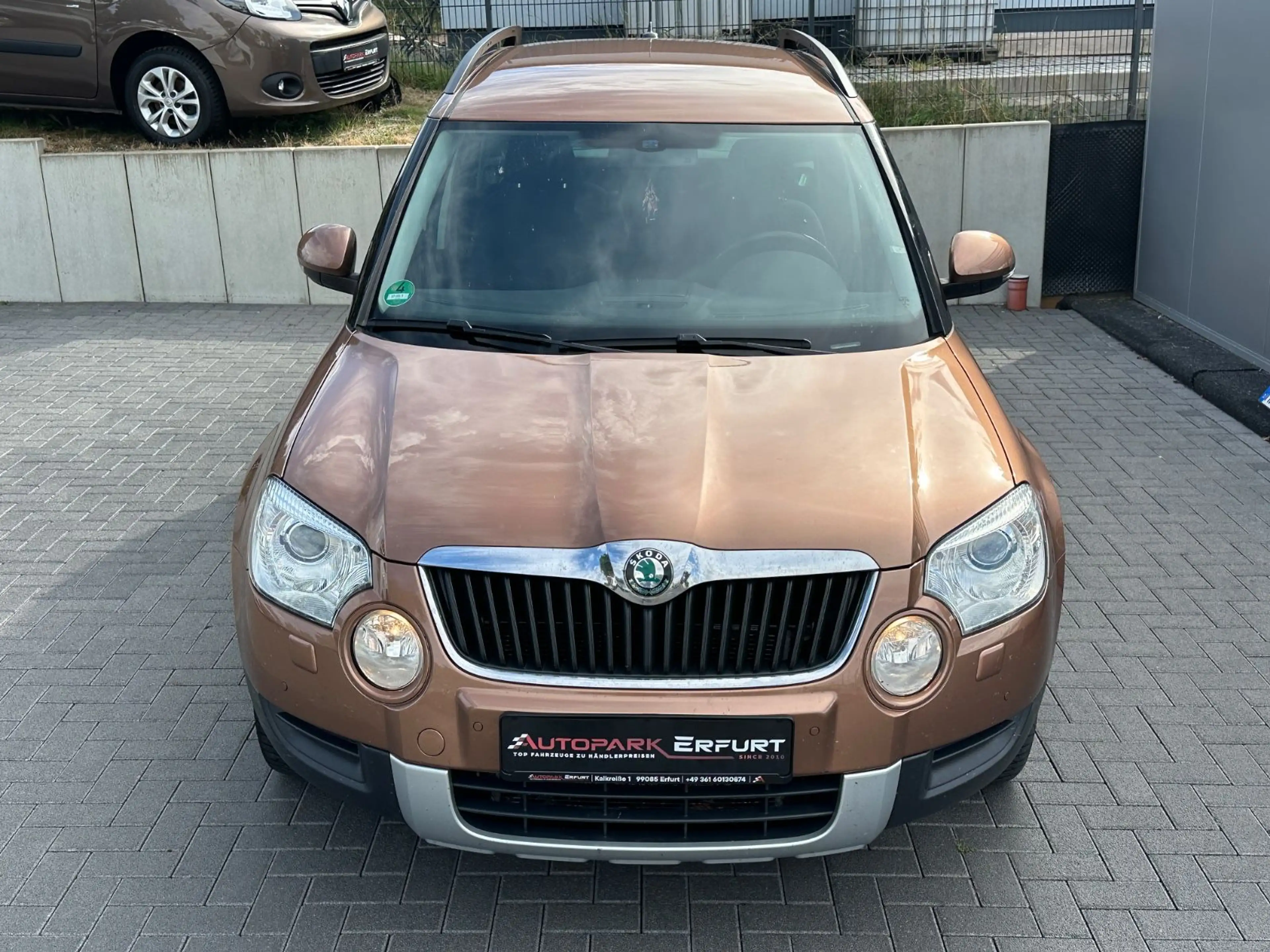 Skoda Yeti Plus Edition 4x4*Klima*Temp*Navi*Xenon — photo 9