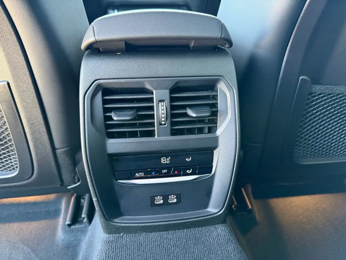 BMW 320 320d Auto. Gris - 1