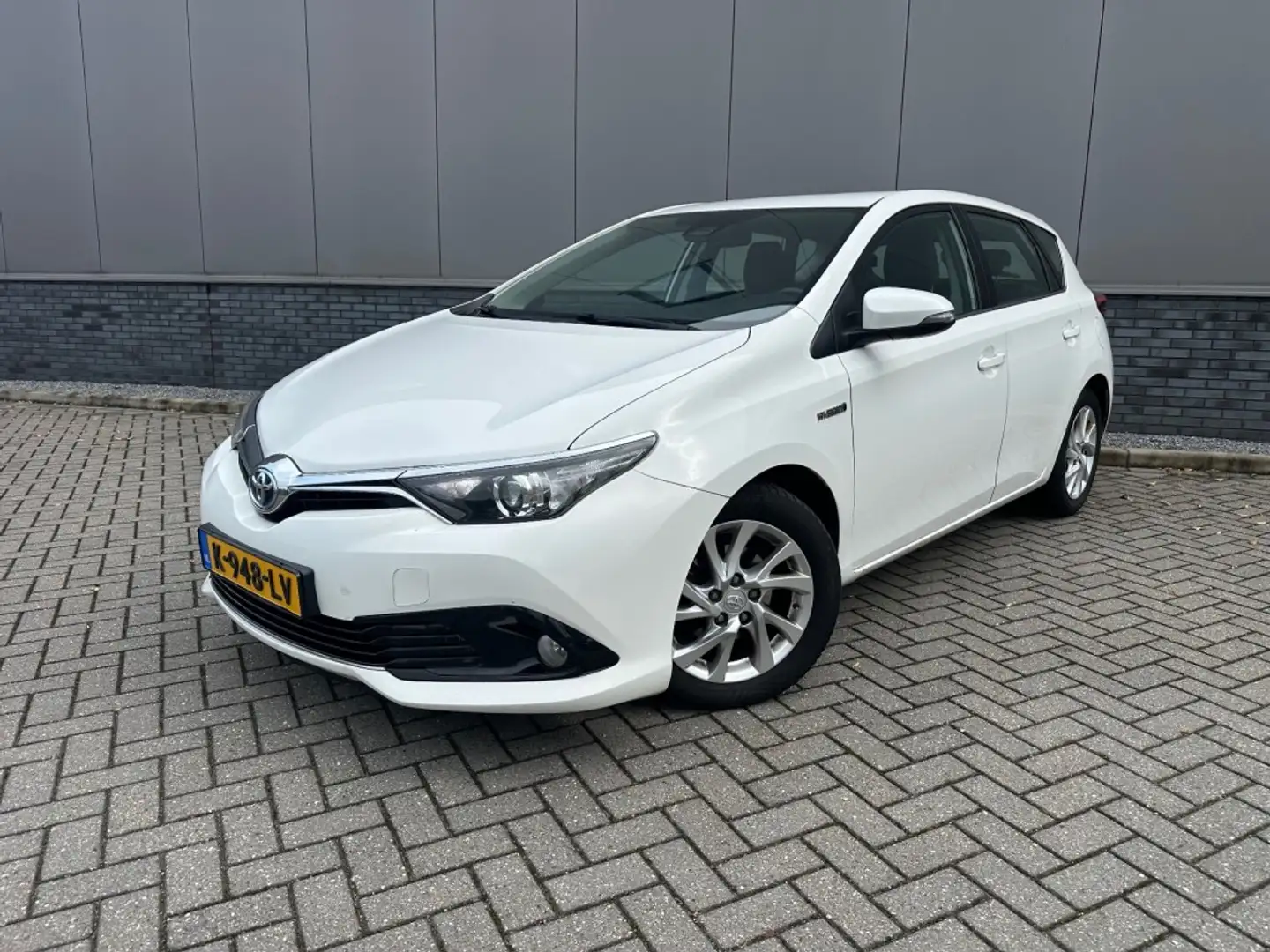 Toyota Auris 1.8 HYBRID ASP. A camera Wit - 1