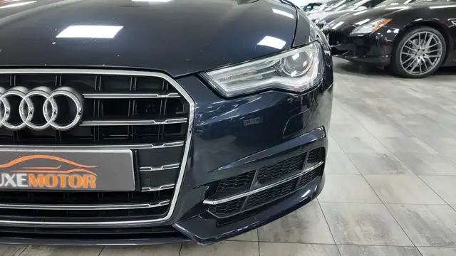Audi A6 view 9