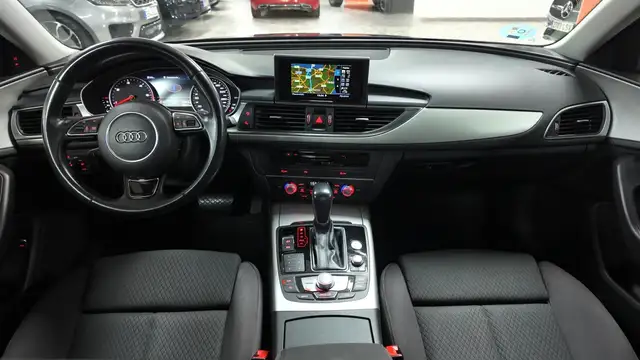Audi A6 view 27