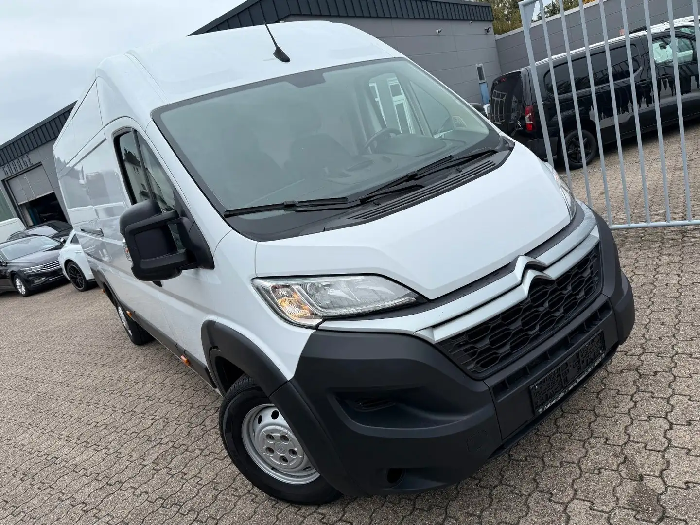Citroen Jumper Grossraumkasten 35 L4H2 Club Heavy BlueHD - 1