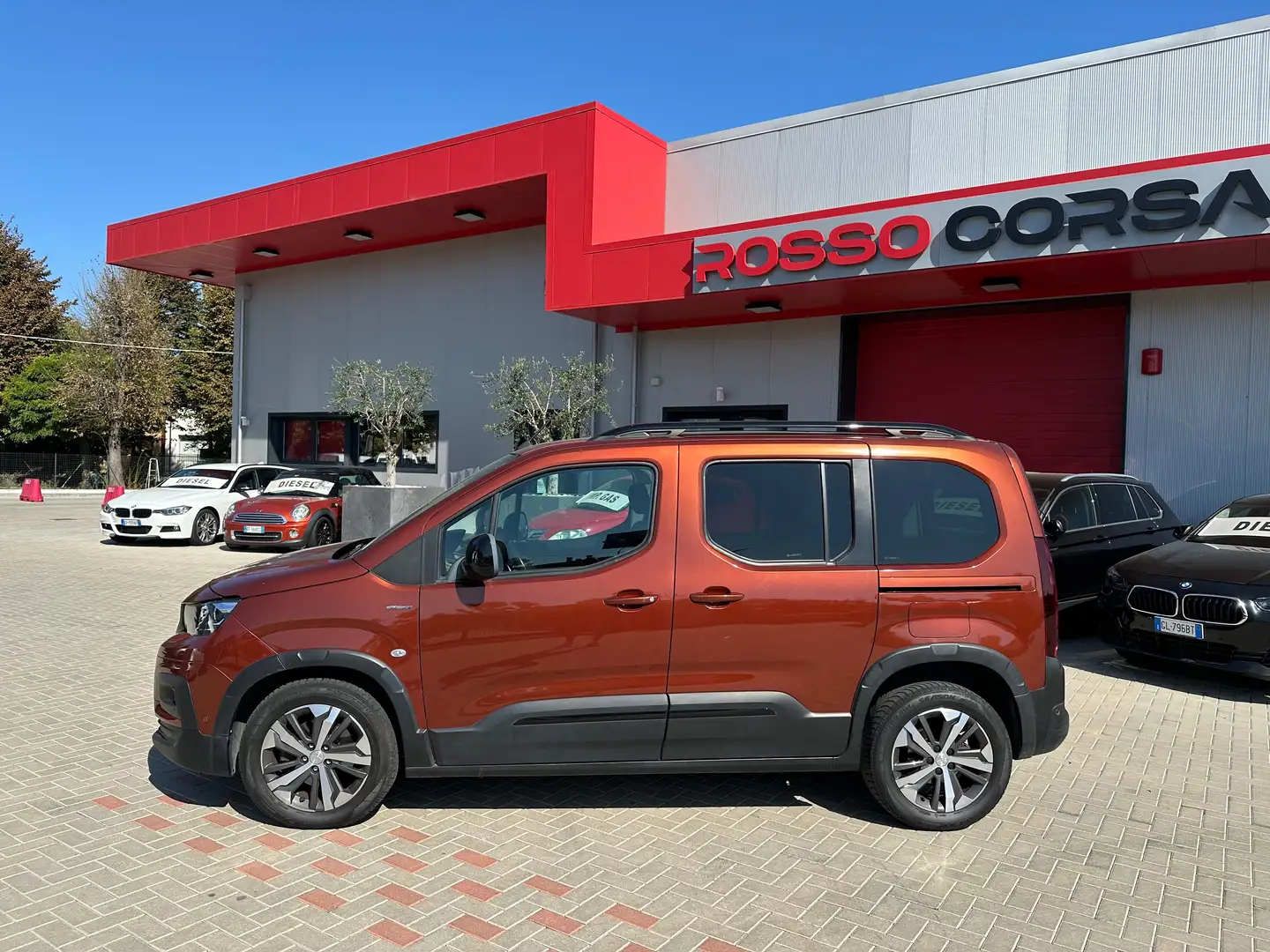 Peugeot Rifter 1.5 bluehdi GT Line s AUTOM 8m EURO6 IVA ESP Rosso - 2