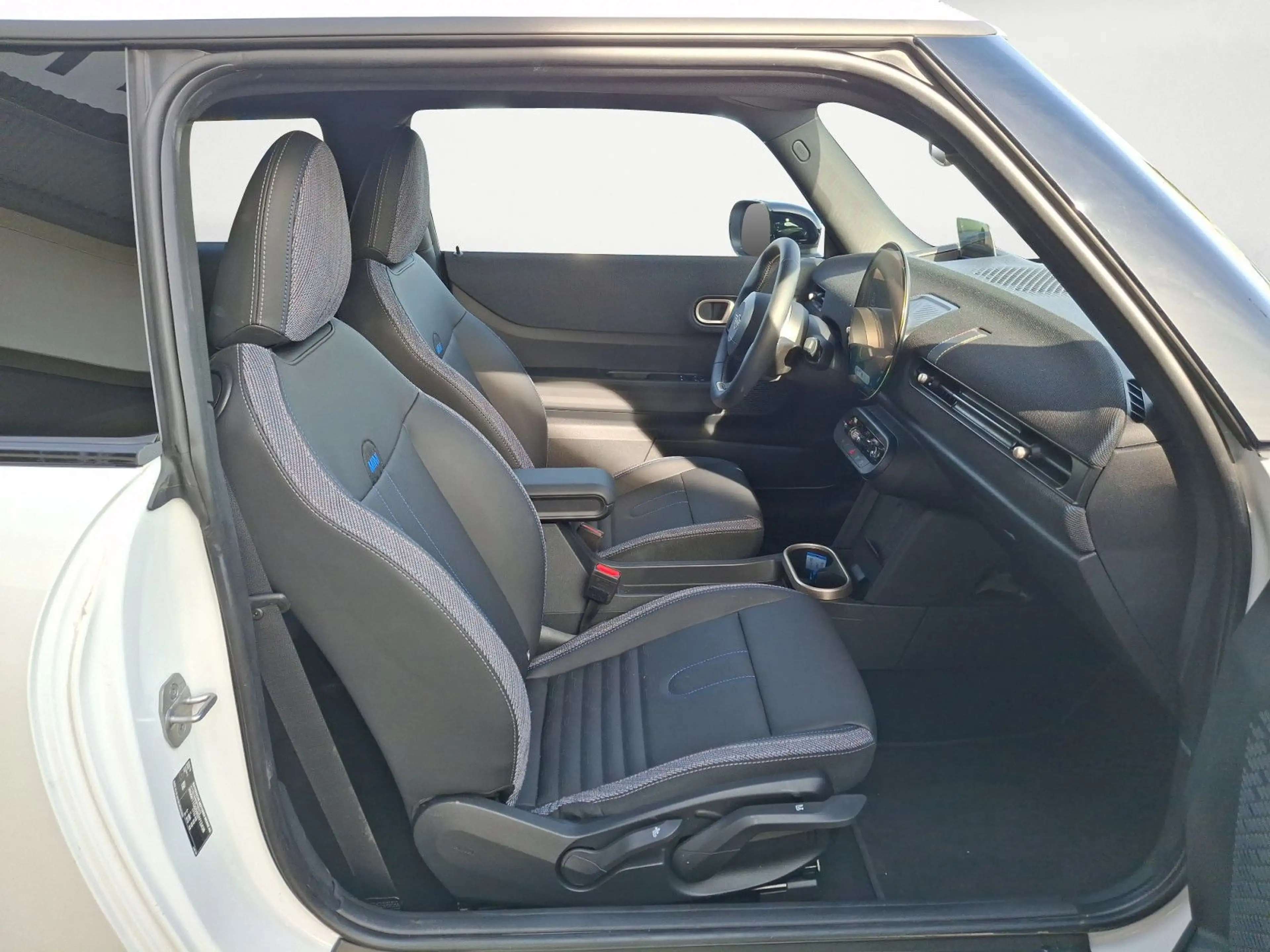 MINI Cooper C COOPER C *ClassicTrim*Navi*Panorama*LED*PDC*SHZ* — photo 15